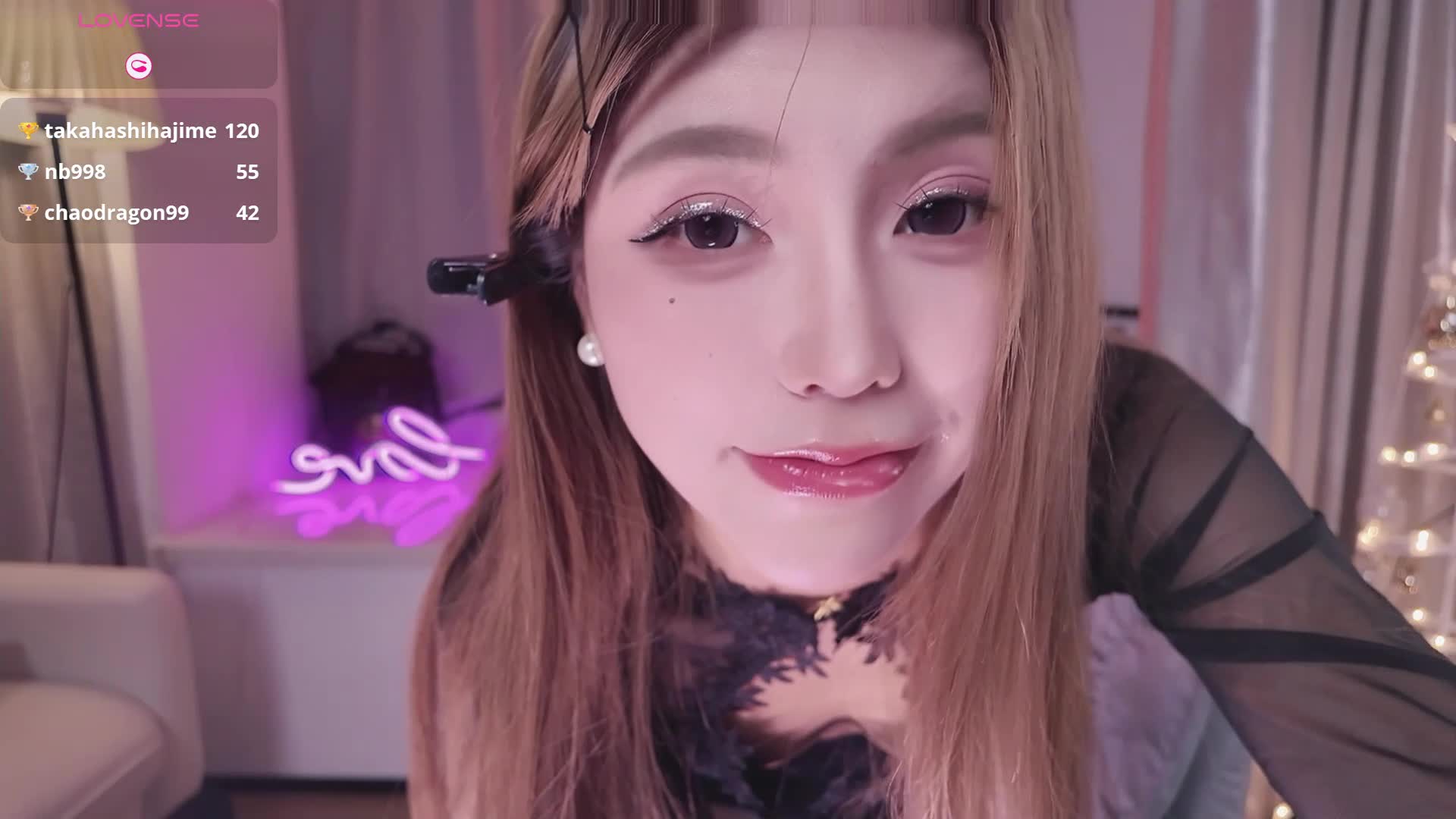 Kiki--2025 cam recording